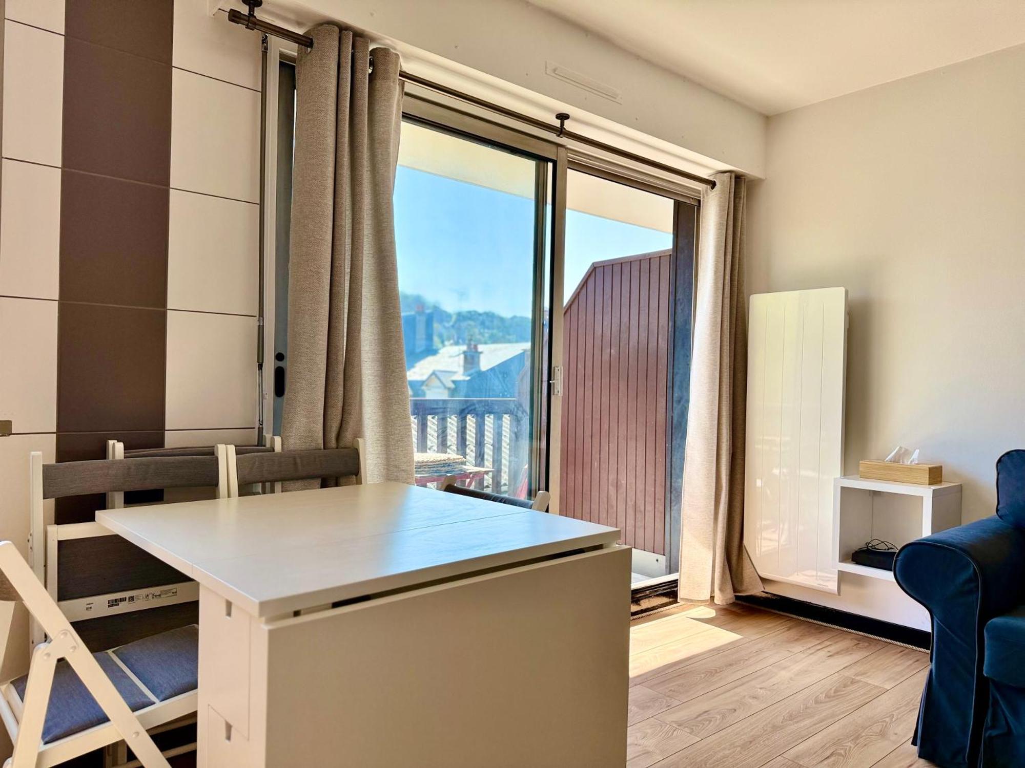 Le Yearling Apartment Deauville Exterior photo