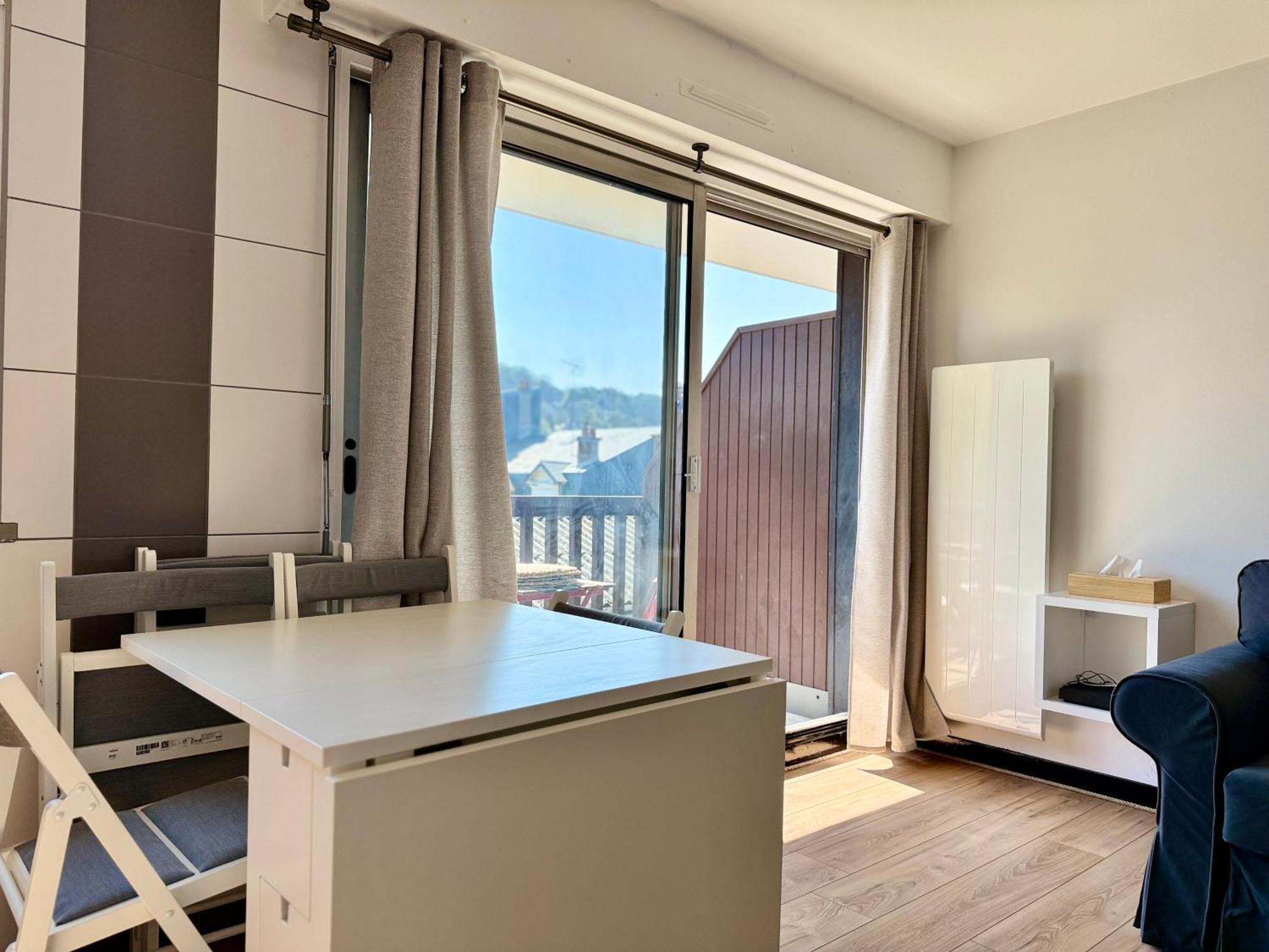Le Yearling Apartment Deauville Exterior photo